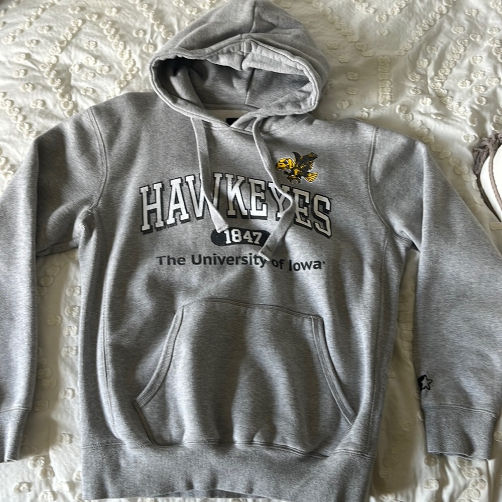 Iowa Hawkeyes sweatshirt